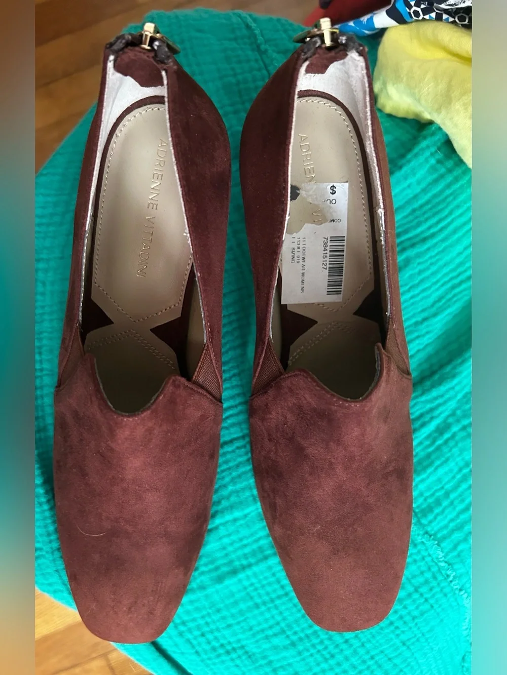 Adrienne Vittadini elegant pointed